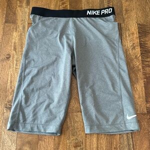 Women’s Nike Pro Leggings
